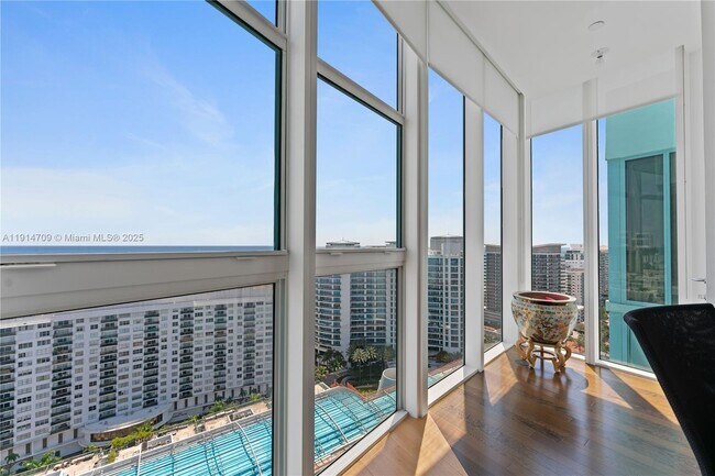 Building Photo - 6000 Indian Creek Dr