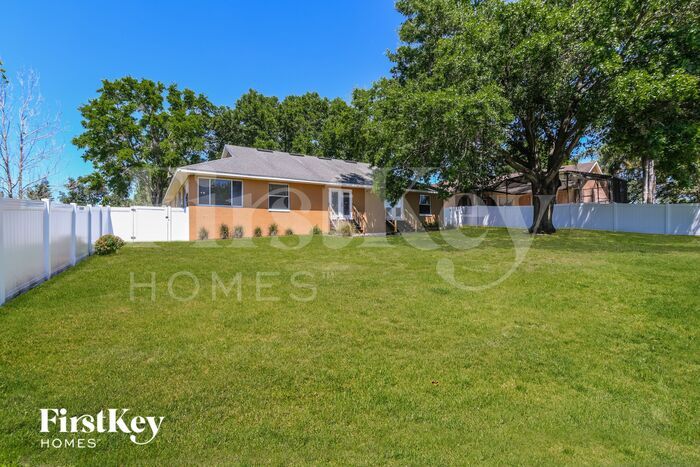 Building Photo - 14022 Vista Del Lago Blvd