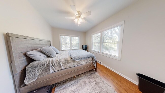 Building Photo - AVAILABLE NOW- SUBLEASE Short distance to Downtown Auburn--One of Kind Home on Sherwood Dr in Auburn
