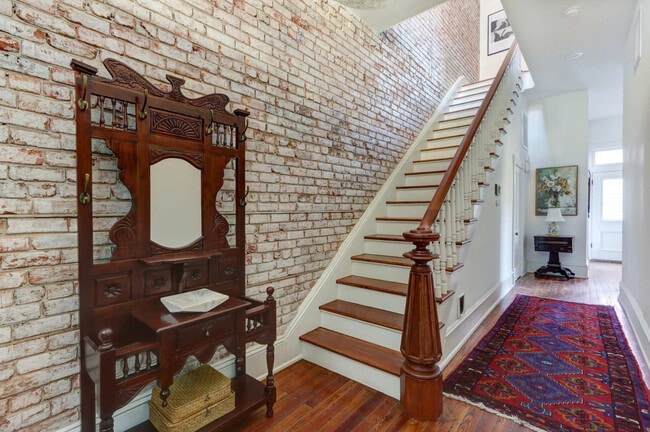 Building Photo - 415 Whitaker St