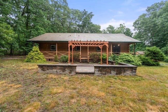 Building Photo - 56 Parmenter Ln
