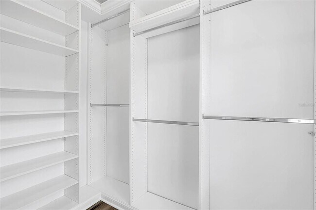 Building Photo - 1579 Chatfield Pl