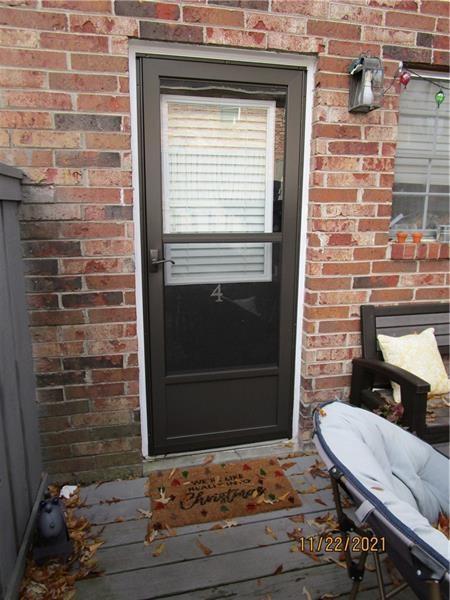 Building Photo - 1235 Riverside Dr