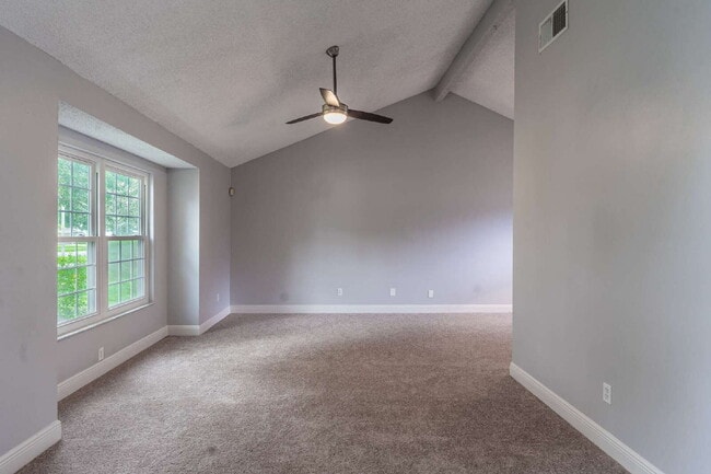 Building Photo - Minutes from UCF | Updated 4BR/3BA Home with Private Fenced Backyard