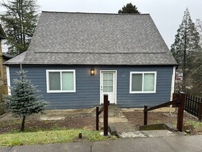 Building Photo - Aberdeen - 3 bedroom, 2 bath remodeled home for RENT!