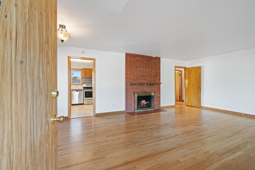 Building Photo - 7811 NW 9th Ave