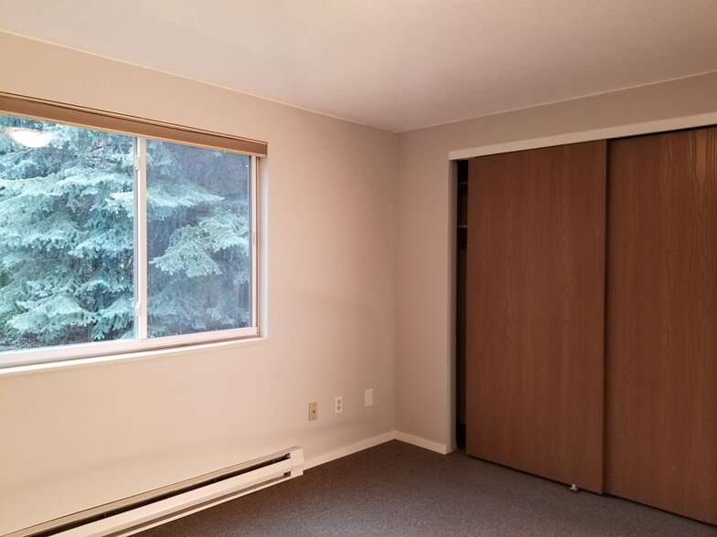 Building Photo - 1030 Davidson Dr