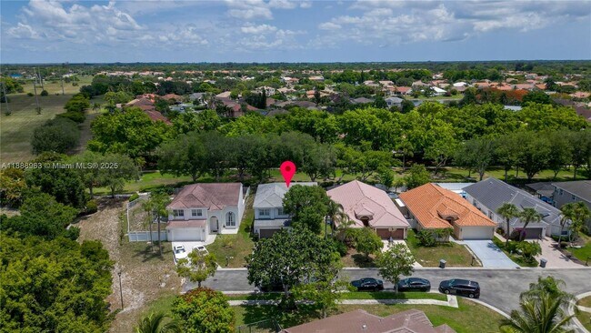 Building Photo - 10766 Crescendo Cir