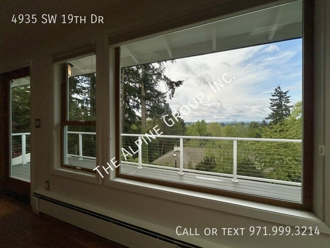 Building Photo - 4935 SW 19th Dr