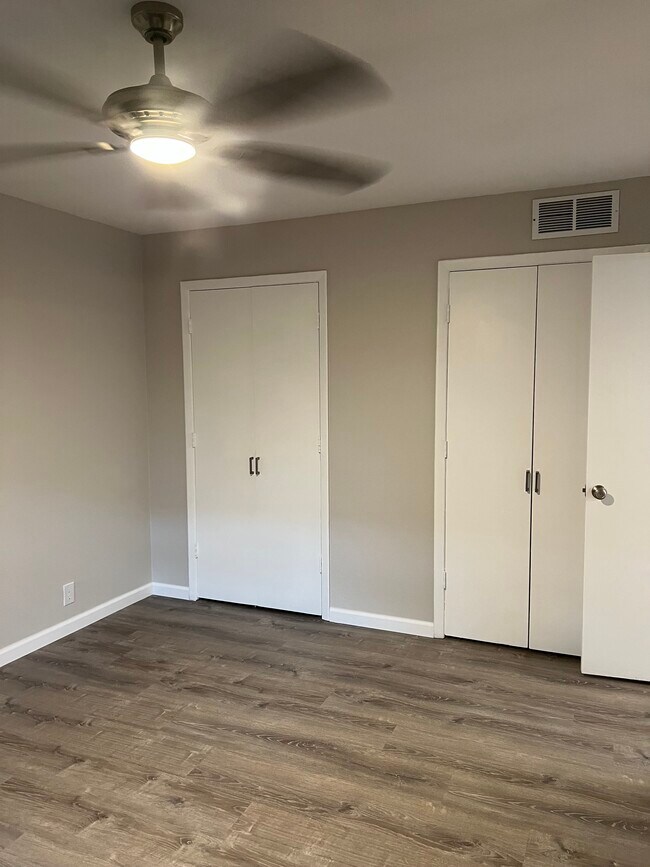 Building Photo - 1601 Pennsylvania St NE