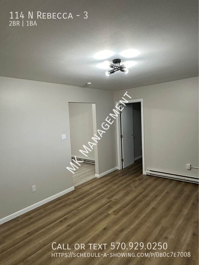 Building Photo - 114 N Rebecca-3