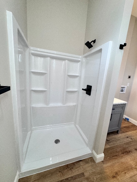 Building Photo - 211 W Court St