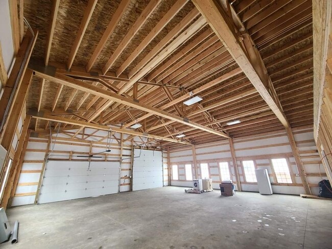 Building Photo - Stunning Remodeled Juliaetta Farm House