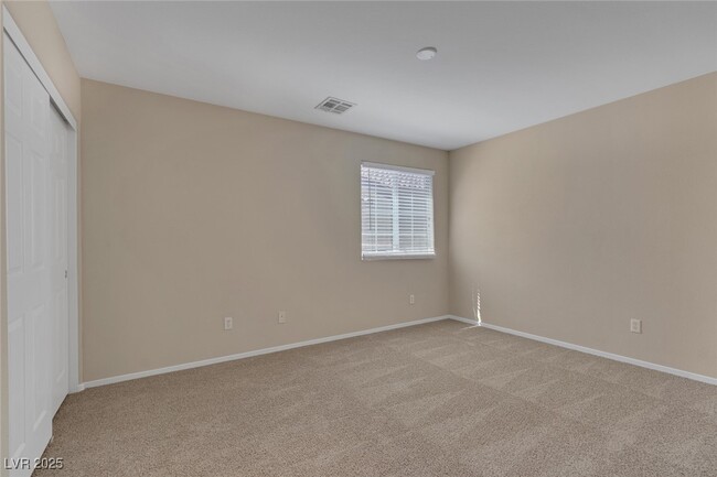 Building Photo - 9835 W Spinnaker Creek Ave
