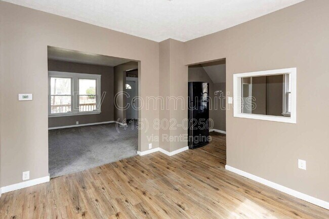 Building Photo - 7618 Grand Division Ave