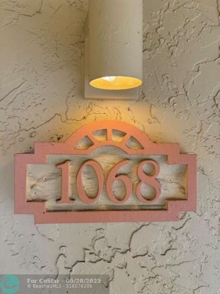 Primary Photo - 1068 Coral Club Dr