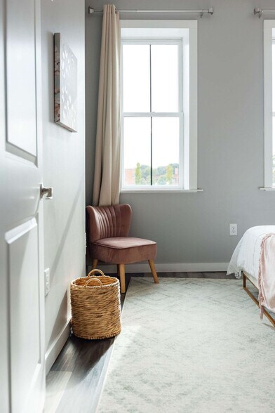 Building Photo - 117 Spring St