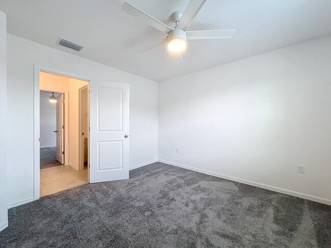 Building Photo - 3886 Academia Ave
