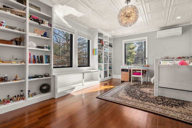 Building Photo - 505 Chestnut Hill Ave