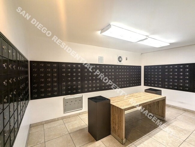 Building Photo - Charming Studio near the PB, the Bay and t...