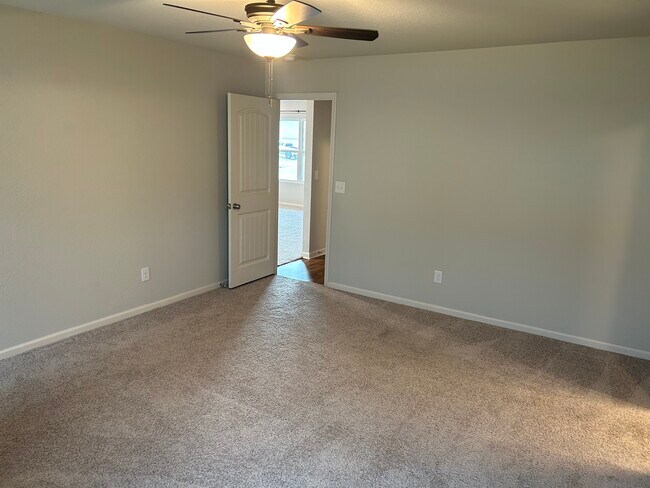 Building Photo - 1170 Rockwell Dr