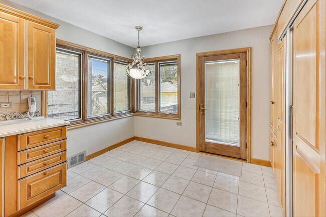 Building Photo - Meade Building