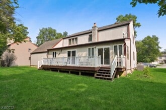 Building Photo - 4 Arbor Ct