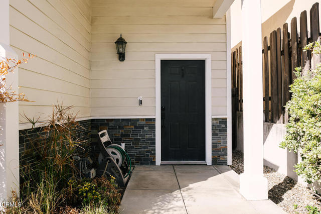 Building Photo - 2409 Olive Ave