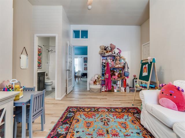 Building Photo - 508 Hackberry Dr