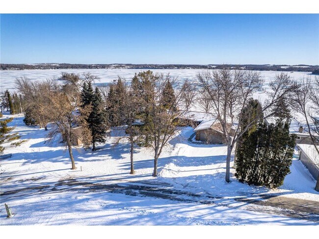 Building Photo - 17796 Cedar Park Loop