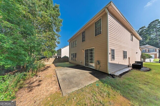Building Photo - 3213 Juniper Dr