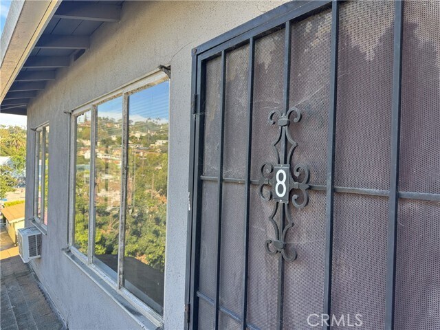 Building Photo - 1422 Talmadge St