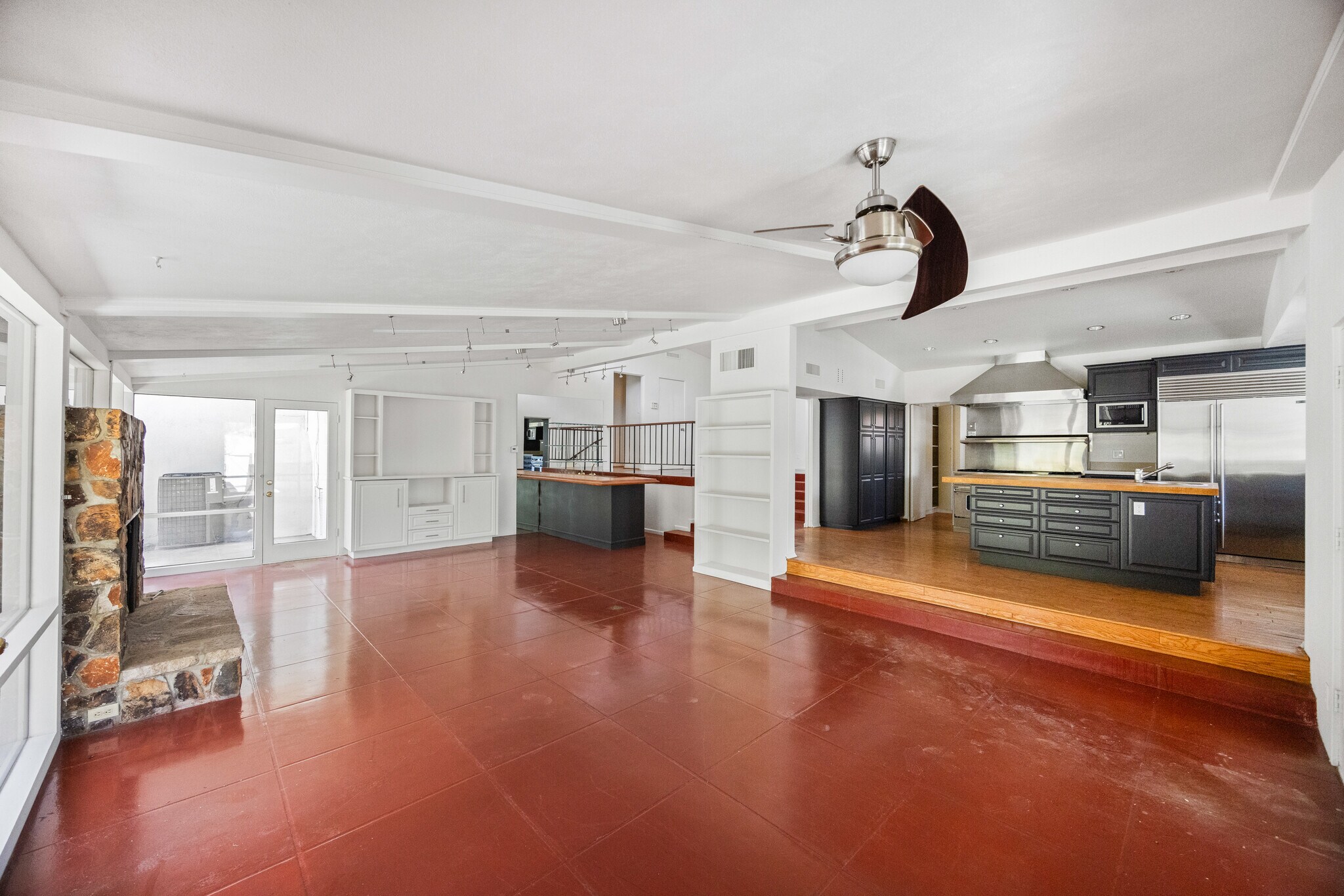 Building Photo - 255 W Camino Buena Vista