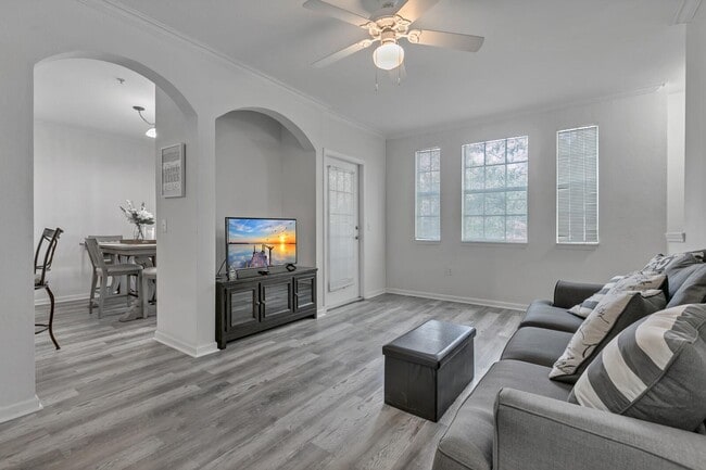 Building Photo - 10075 Gate Pkwy N