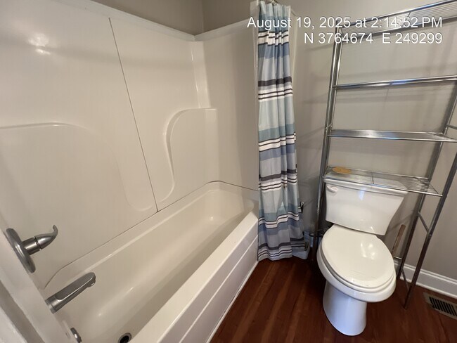 Building Photo - 186 Georgia Ave