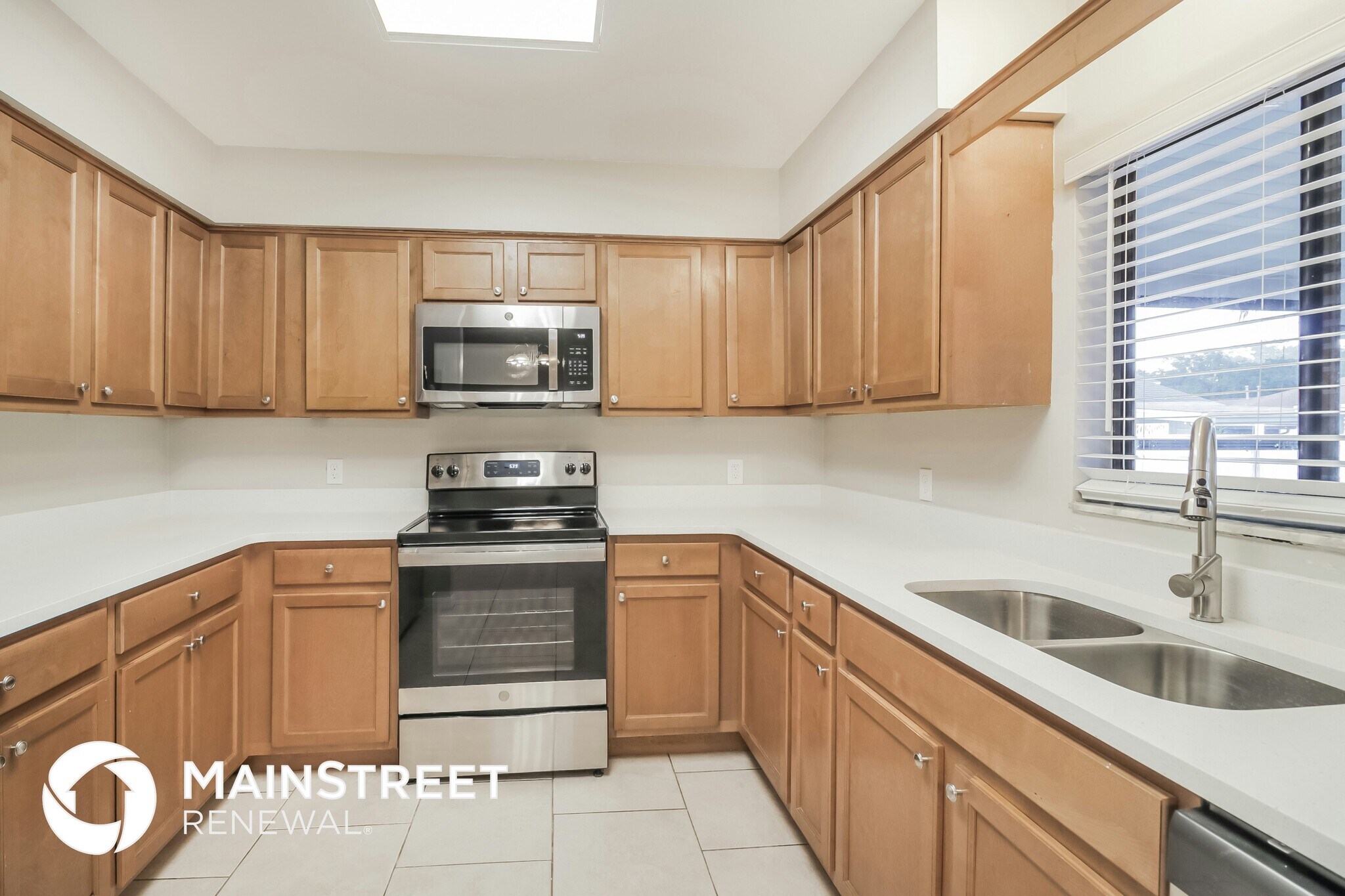 Building Photo - 2501 Dorothy Cir