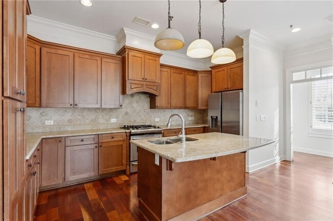 Building Photo - 24 Buford Village Walk