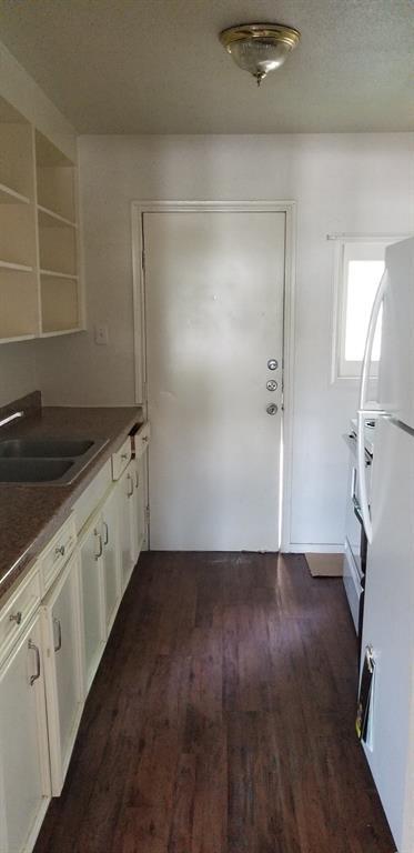 Building Photo - 1002 Haynes St