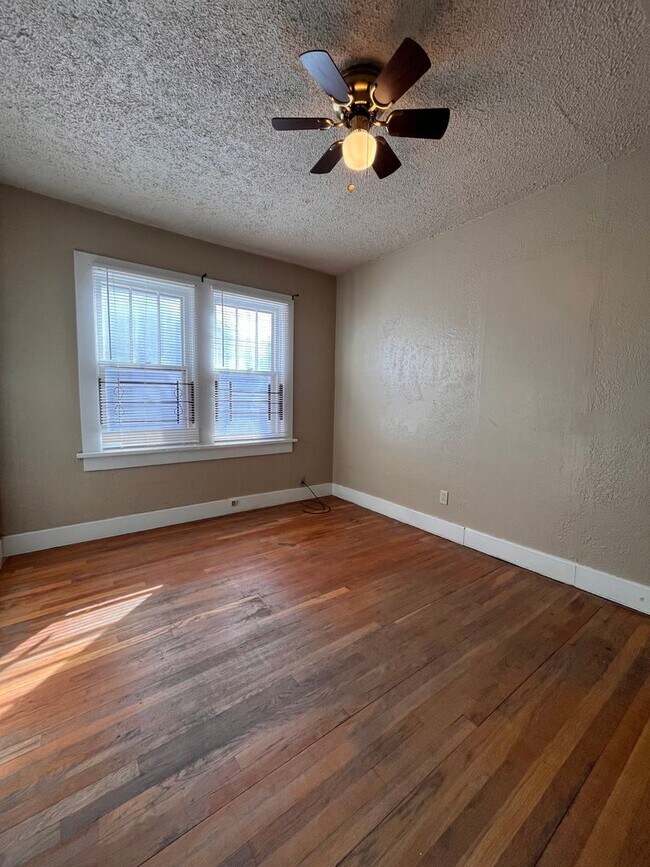 Building Photo - 2121 17th Street