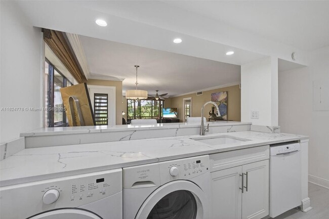 Building Photo - 312 Brackenwood Cir