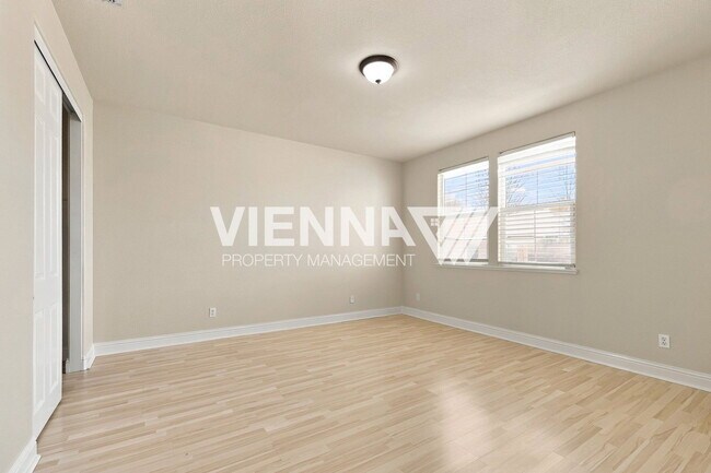 Building Photo - 1747 Abbeyfeale Ct