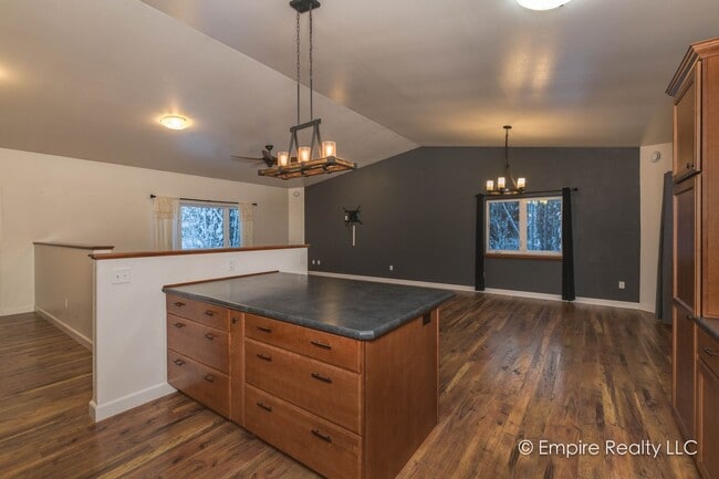 Building Photo - 4 BD Single Family Home in North Pole