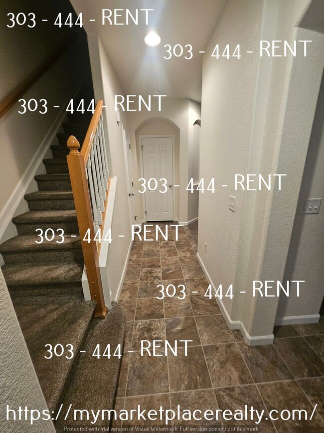 Building Photo - Cozy Townhome in Sage Creek! Make this you...