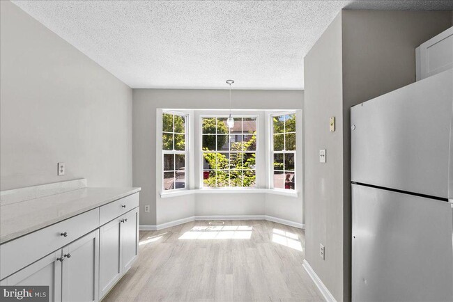 Building Photo - 229 Sherando Cir