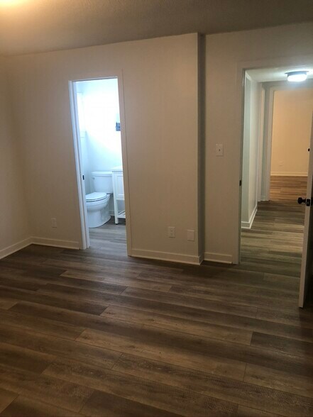 Building Photo - 4515 Jefferson St