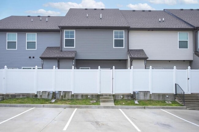 Building Photo - 429 Rick Mccormick Dr