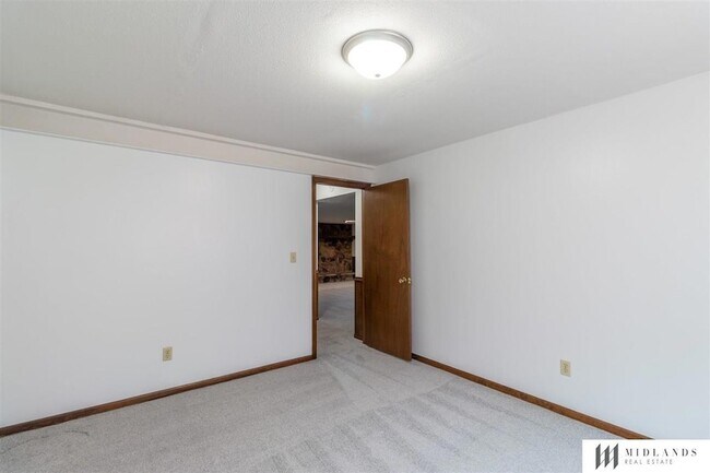 Building Photo - 13302 S 26th Ave