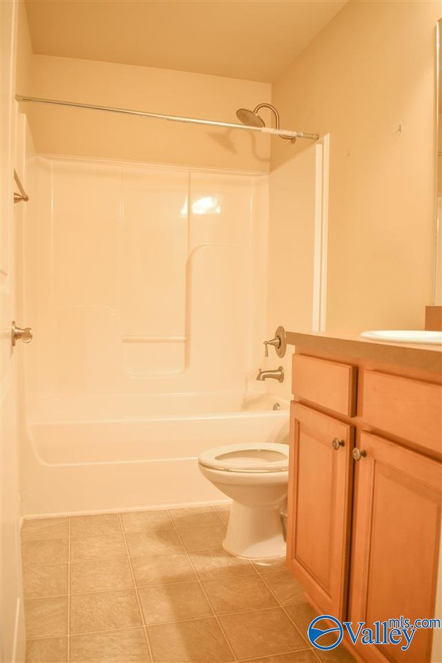 Building Photo - 226 Fields Pond Dr