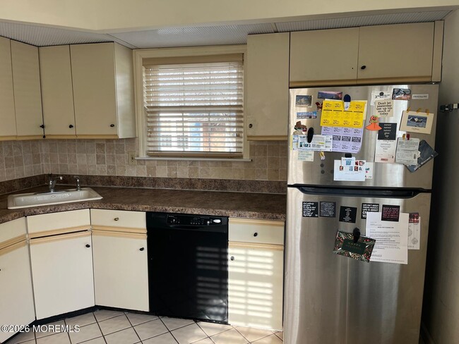 Building Photo - 27C Benjamin Franklin Dr