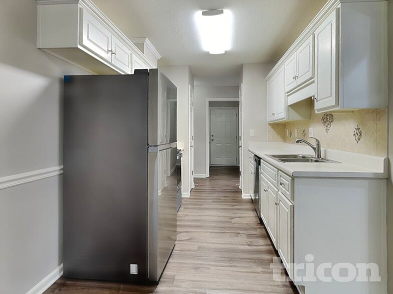 Building Photo - 1338 Wendell Ln